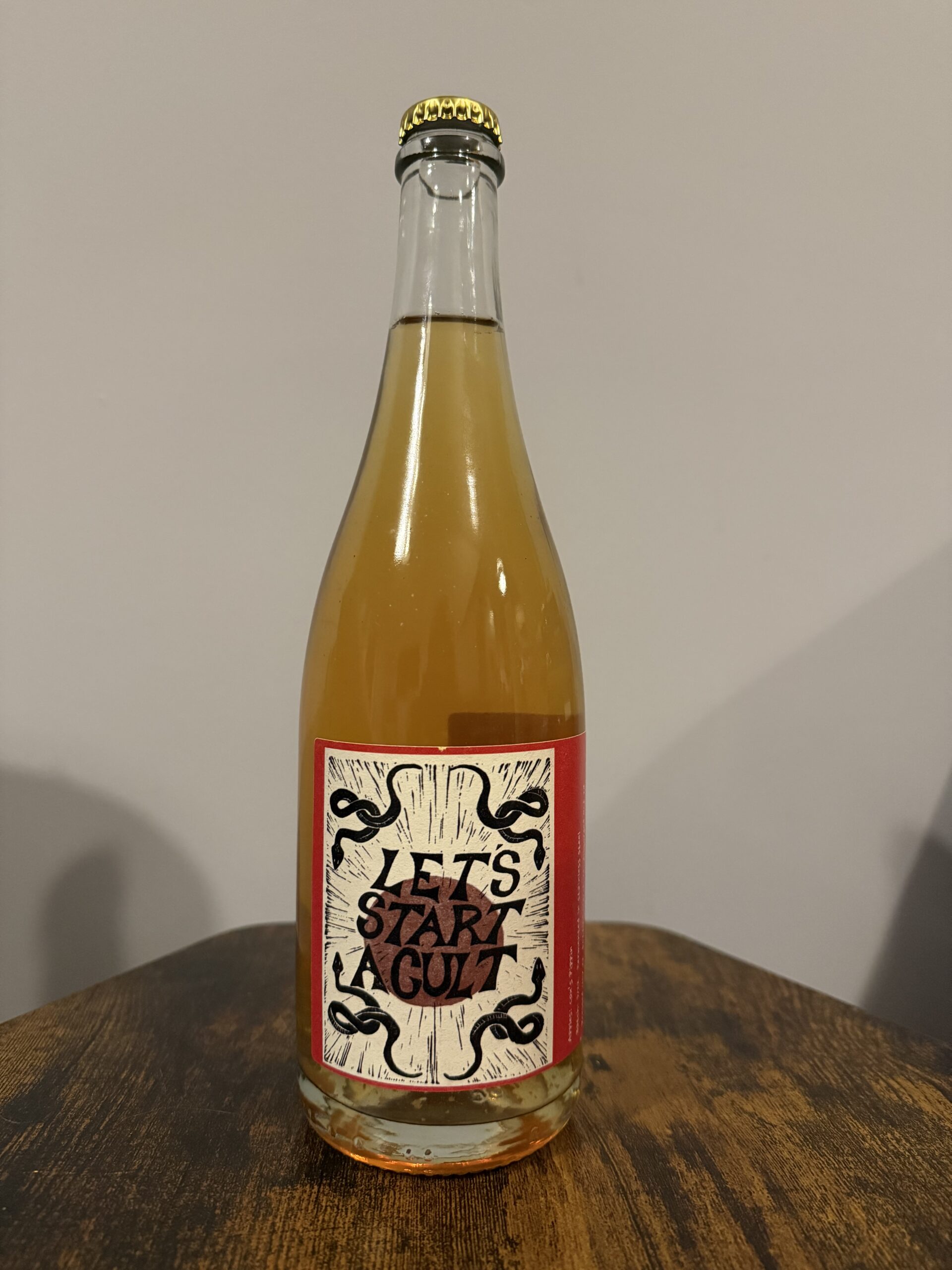 Hoe Hill Cider  Let’s start a cult 2022 (750ml) - The Cat In The Glass